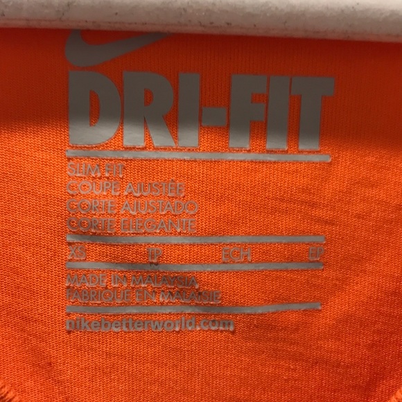 Nike Dri-Fit Womens Shirt - Picture 2 of 3